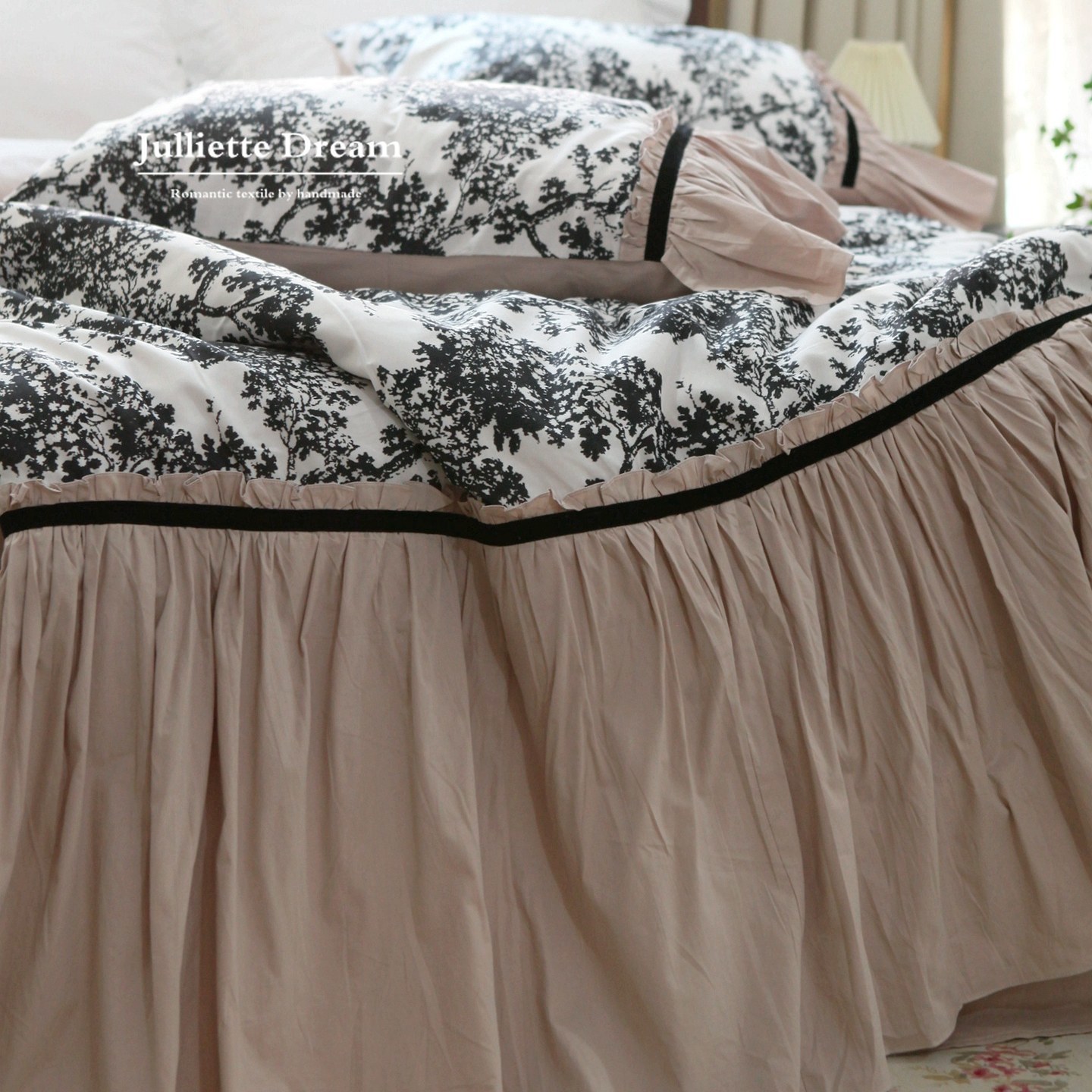 Christy French Style Princess  - đánh giá và giá Aesthetic Floral Duvet Cover
